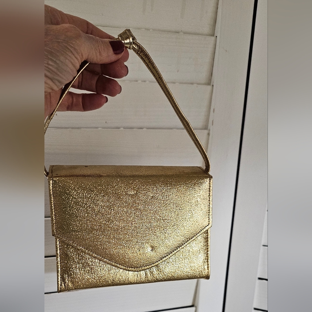 Elegant Gold Women's Handbag